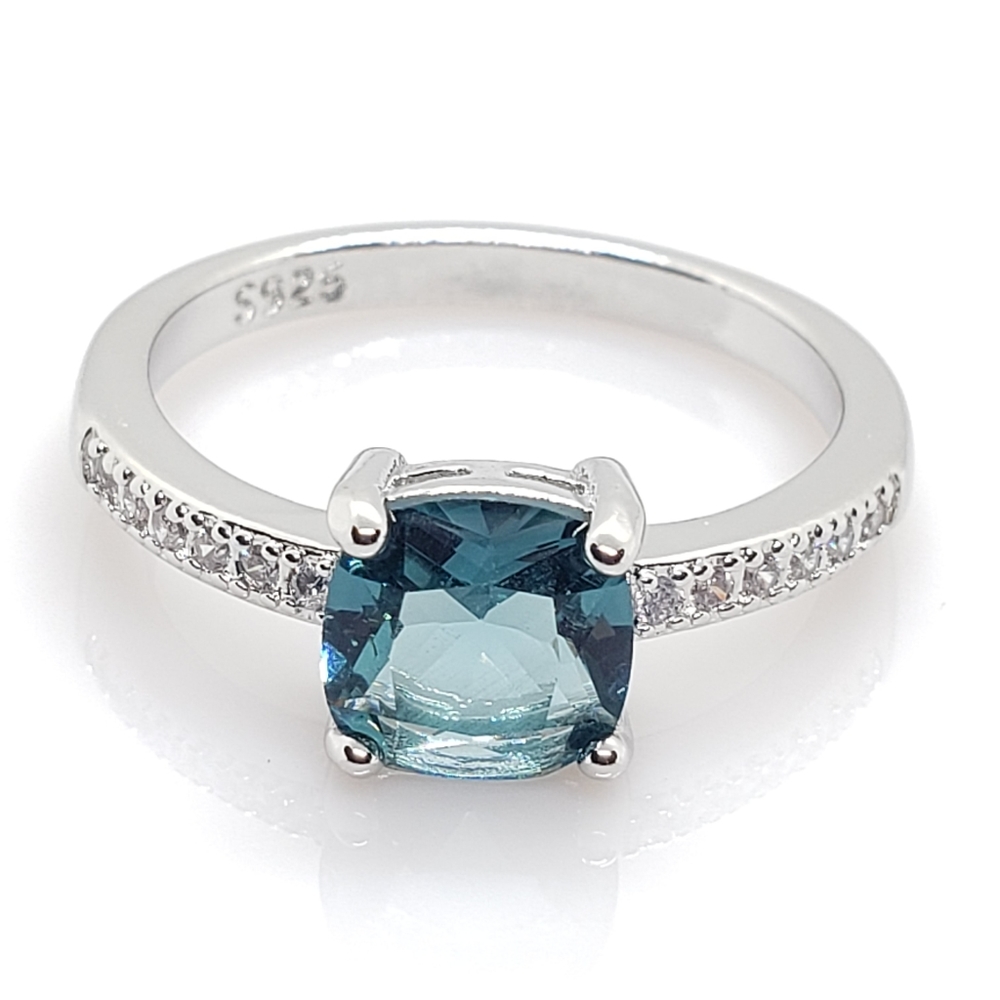 925 Sterling Silver Blue Aquamarine Zircon Ring